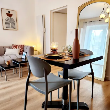 Appartements le 56, Calme, Entre Ville et Lac - Sejouraixlesbains