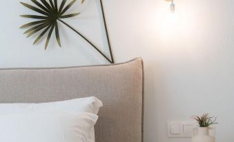 LIV - Trendy Athenian Apartment in Pagrati