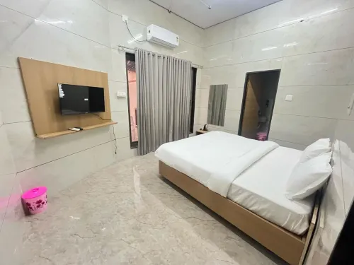 Vrajvashi -Home Stay Dwarka