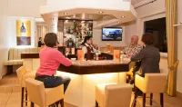 Hotel Astra - Bãi đậu xe