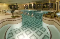 The Glenview Hotel & Leisure Club - Pools