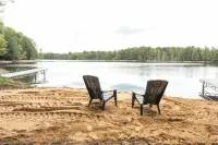 Entire Home in the heart of Sugar Camp on beautiful Bass Lake. No Cleaning Fee!!