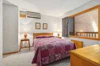 ذا لودجز آت بريزي بوينت