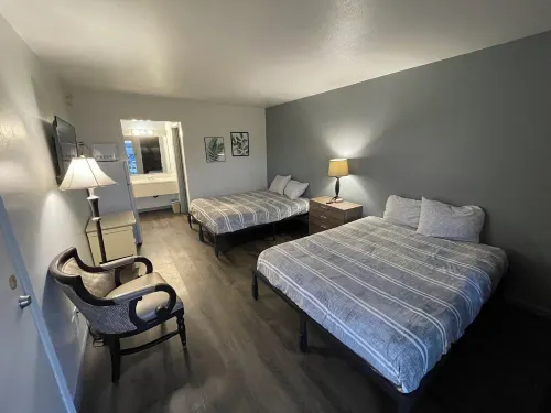 Canyon Inn Hotels in Clarkston