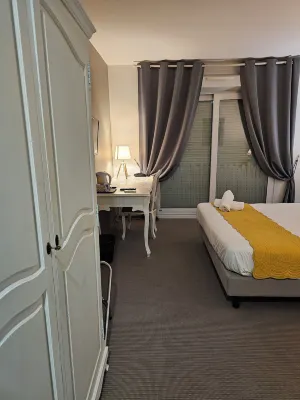 Arts et Millésimes Hotels in Meurville
