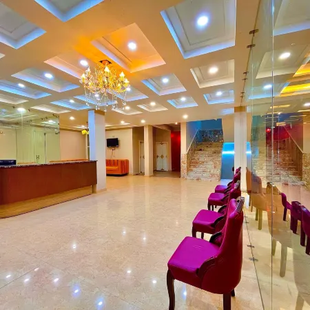 Siyavar Palace