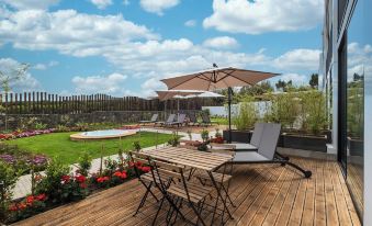 Mónaco Suites & Garden