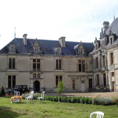 Château de la Court d'Aron