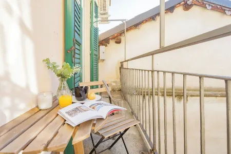 La Casa di Nino by Rent All Como