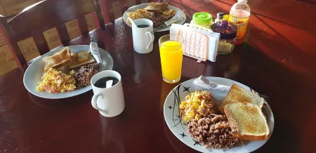 Art Hotel Managua Отели в г. Манагуа