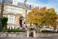 Brooks Guesthouse Bath Hotels near Avon Riverside Station (Avon Valley Railway)
