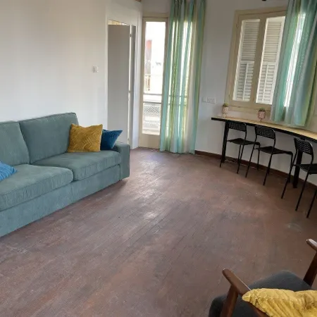 Bee Hostel Paphos
