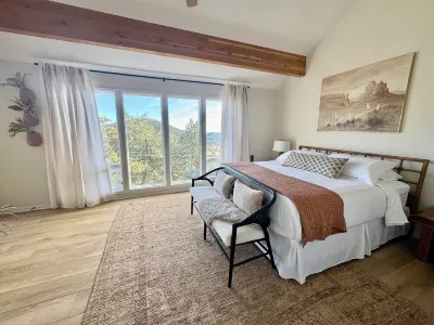 The Good Life Mountain Home - Red Rocks w/ spa