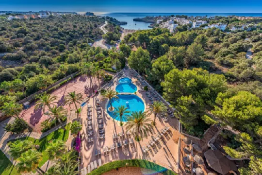 Grupotel Club Cala Marsal Nature Hotel Hôtels à : 