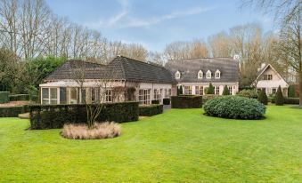 Beautiful Villa in Drunen with Private Heated Pool