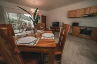 Kannel Apartments Seychelles - 2 Bedroom فنادق في باي لازاري