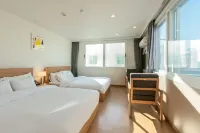 Heyy Seogwipo Hotel