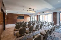 Qualicum Beach Ocean Suites Hotels in Qualicum Beach