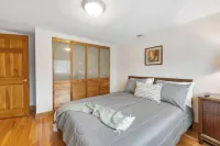 Modern Historic 3 bdrm 2 bath