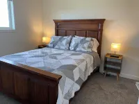 Charming 2-bedroom house with WiFi and AC in Lewiston Orchards