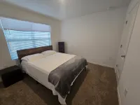 Charming 3-bedroom house with WiFi and AC in Newberry