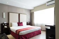 เดอะ เซห์เนเรีย โรงแรม