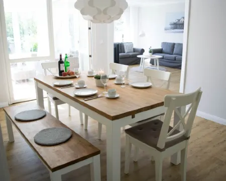 Nordic * Holiday apartment on the North Sea * At home by the sea Hotels in Husum