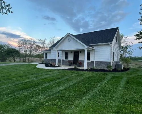 Koop Creek Home.  A charming, quiet country home near St. Mary's and New Bremen. Hotels in Auglaize County