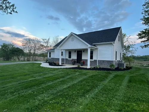 Koop Creek Home.  A charming, quiet country home near St. Mary's and New Bremen. Hotels in Auglaize County