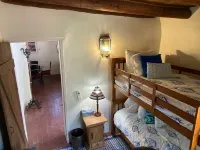 Balloon Fiesta close to Charming, Historic, N. Valley Casita! Hotel a Los Ranchos de Albuquerque