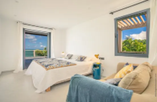 Villa Raymaude, Fully Air-Conditioned, Cook Service