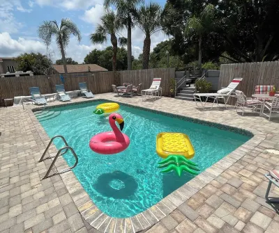 Charming Pool & 4-bedroom house with WiFi and AC in peaceful Palmetto Các khách sạn gần Ellenton Premium Outlets