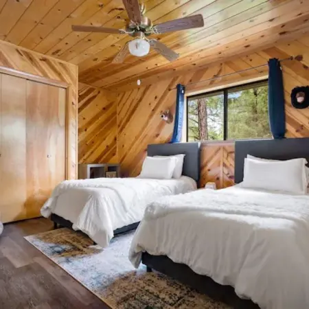 Dog Friendly, Fully Gated, Private Cabin by Fool Hollow Lake