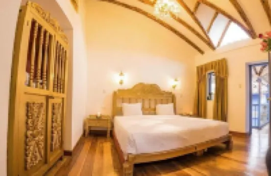 อินคาร์รี เรโกซิโจ พลาซา