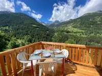 FOR QUIET LOVERS WITH A VIEW Hotels in Ayer