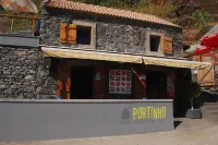 17 ° West, Lux. Inf. Pool villa, 5 minutes to the sandy beach, WiFi