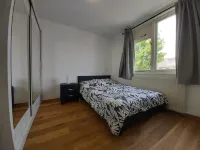 Villa with garden 20 minutes from Amsterdam