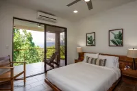 Breathtaking Jungle Views and Abundant Wildlife -  Large pool.