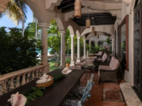 Luxurious 4 BR Beachfront Villa in Lower Peter Bay Hotels in Central