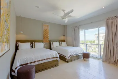Breathless 4You, Oceanfront Penthouse Hotels in 