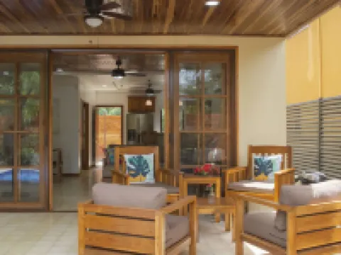 Villa Del Sol, steps to Dominical Beach with Private Pool! Hotels in Dominical