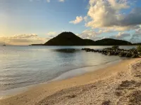 Waterfront Villa -5 minute walk to the North Beach on the North Finger Hotels in Jennings