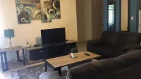 Must See! Private 2 bedroom/1 Ba Free parking/Free WiFi/3 AC units Hotels near Ocean View Points