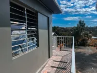 Remodeled Apartment-electric generator-8 min to beach Hotel a Aguada
