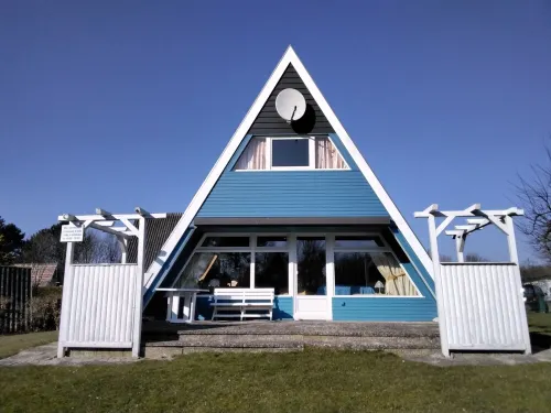 Sunny, cozy wooden holiday house with big terrace and BBQ