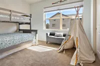 Moose Meadows Escape in McCall - Dog Friendly & 1 Bed/1 Bath on Each of 3 Floors