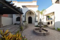 Stunning 3-bedroom home in the town of Loreto.