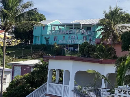 Maryville Studio Отели в г. Тату