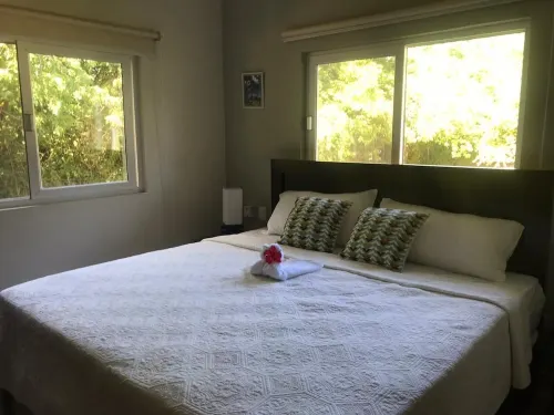 Amazing Heated Jacuzzi, Private Pool, 2 Bed/Bath, AC in Everyroom!!!!