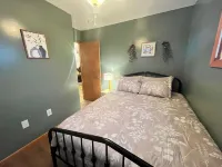 New Romantic Lake House!